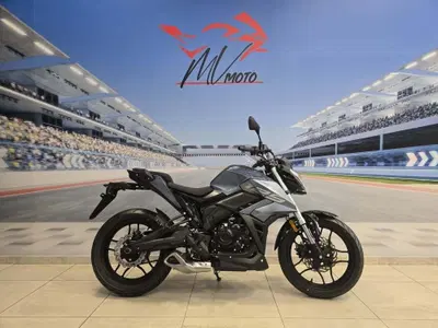 Cyclone Battlo 5S (2025 - 26) usata