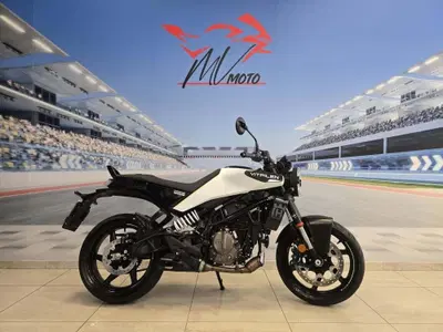 Husqvarna Vitpilen 125 (2024 - 26) usata