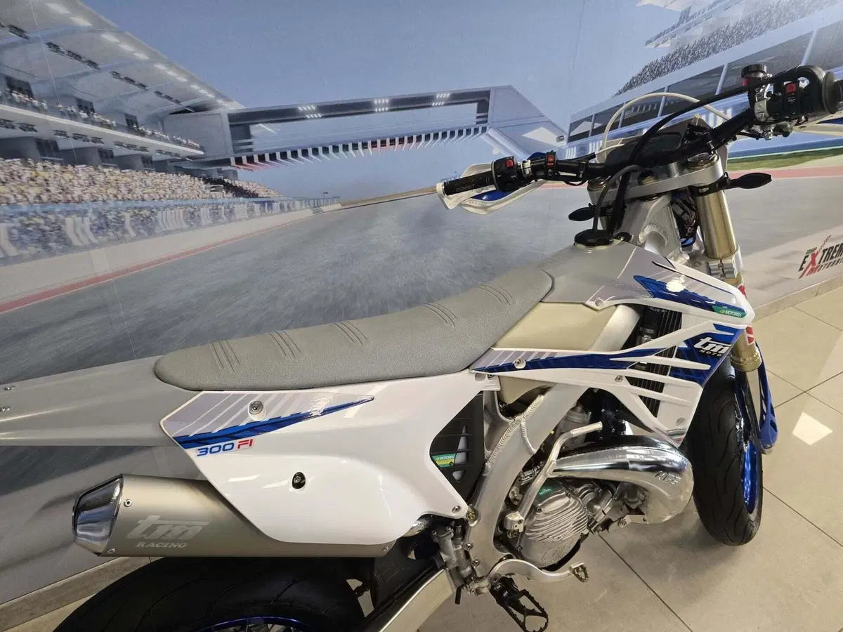 Tm Moto SMR 300 ES Fi 2T (2023 - 24) (19)