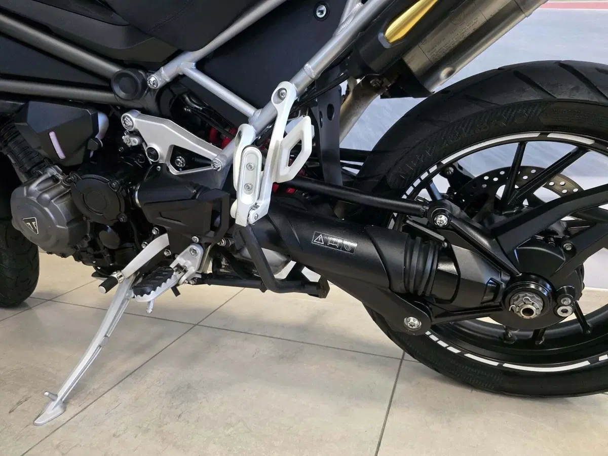 Triumph Tiger 1200 GT Explorer (2022 - 23) (8)