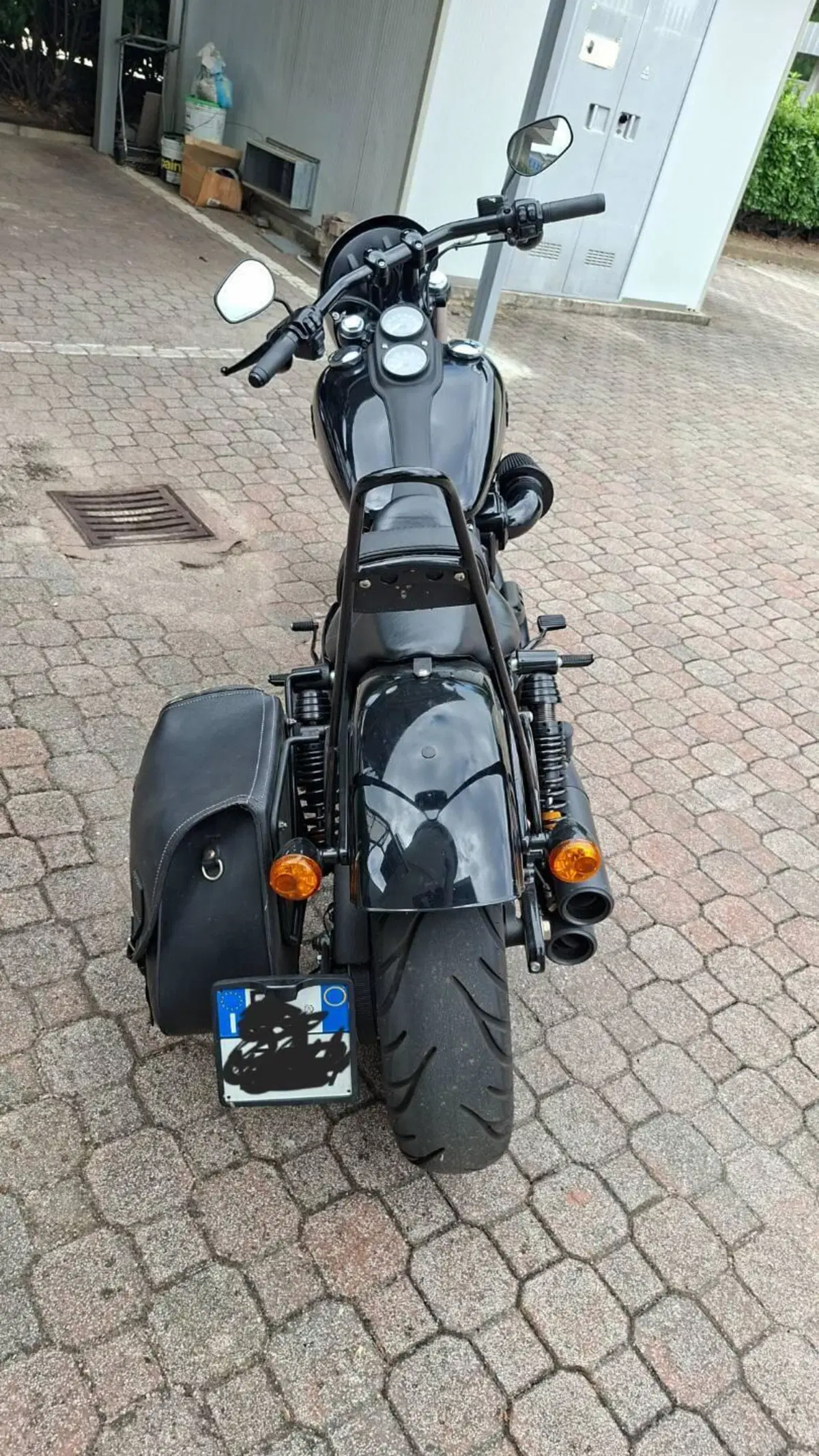 Harley-Davidson 1800 Low Rider S (2016 - 17) - FXDLS (3)