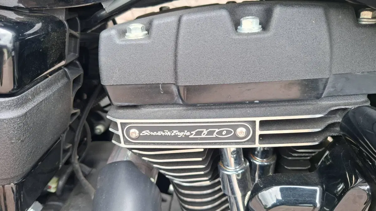 Harley-Davidson 1800 Low Rider S (2016 - 17) - FXDLS (5)