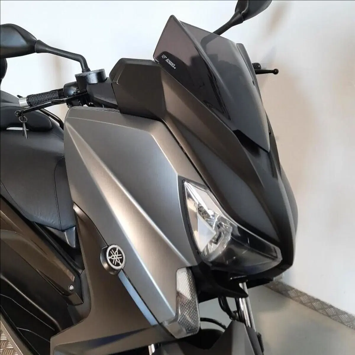 Yamaha X-Max 400 (2013 - 16) (4)