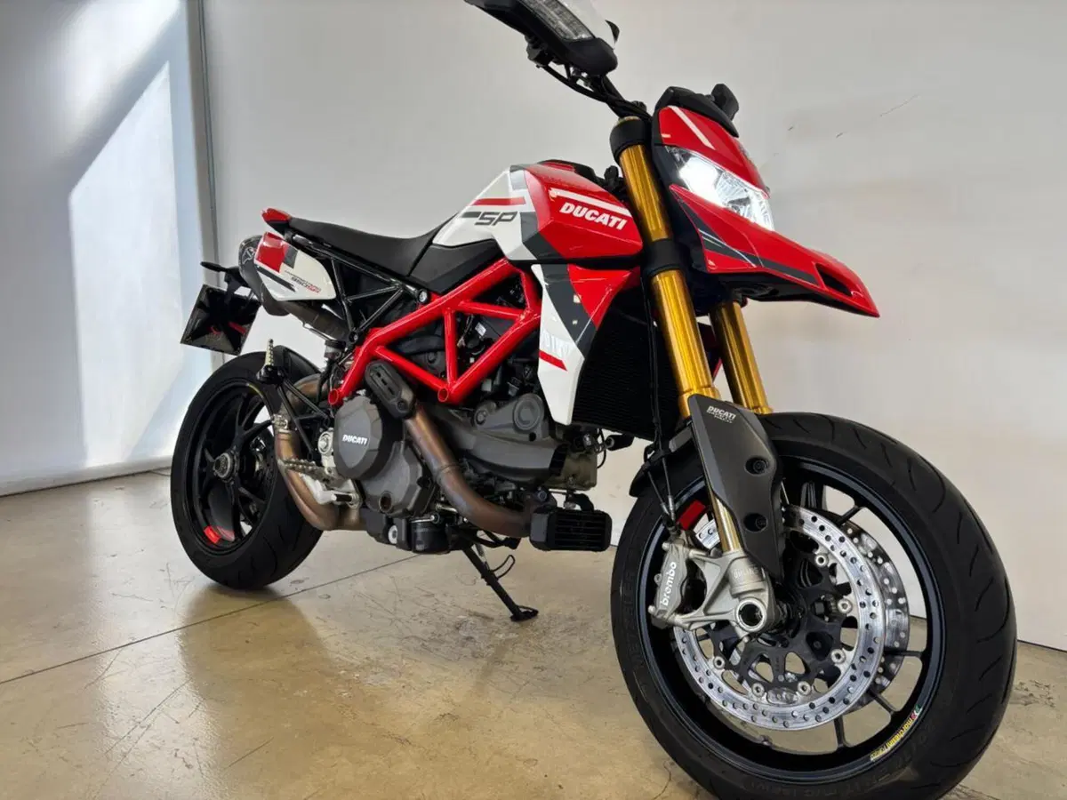 Ducati Hypermotard 950 SP (2022 - 25) (3)