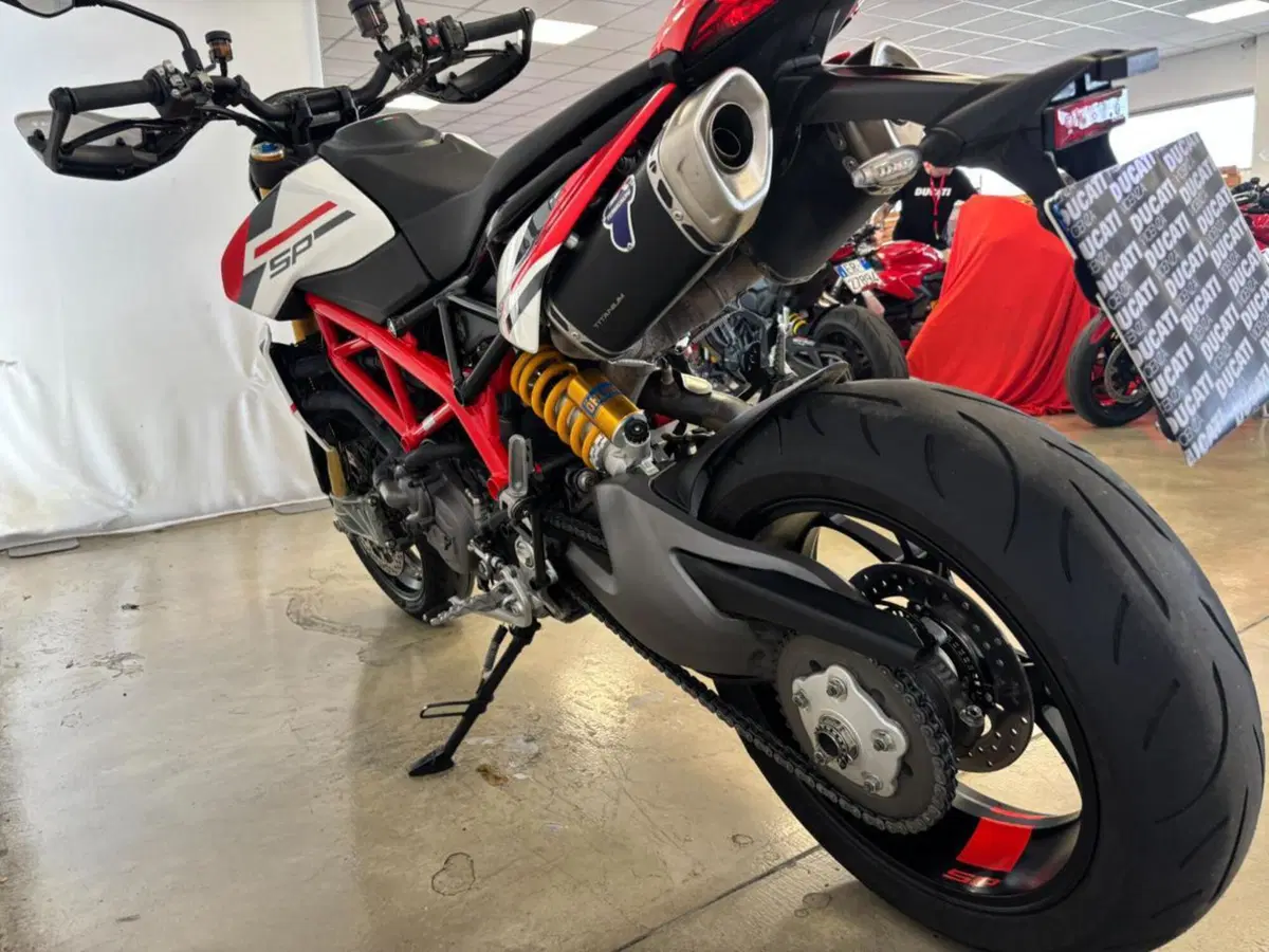 Ducati Hypermotard 950 SP (2022 - 25) (7)