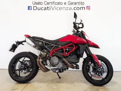 Ducati Hypermotard 950 (2022 - 25) usata