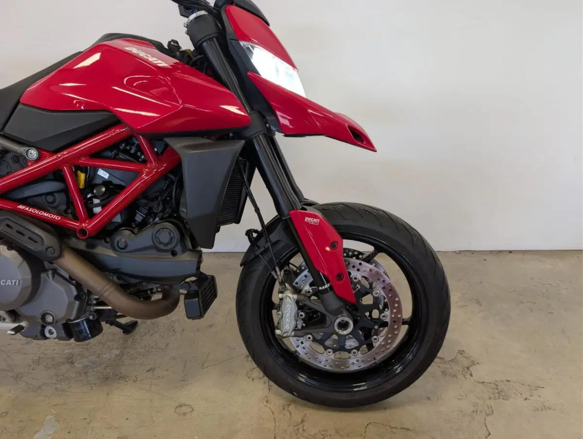 Ducati Hypermotard 950 (2022 - 25) (6)