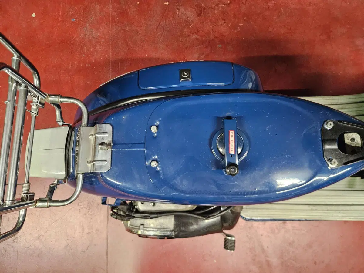 Piaggio vespa Sprint Veloce 150 (8)