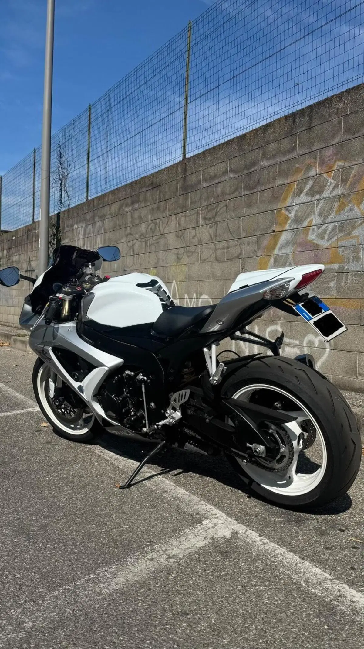Suzuki GSX R 600 (2008 - 10) (12)
