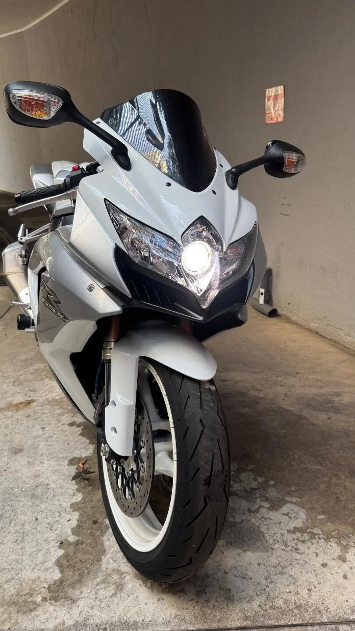 Suzuki GSX R 600 (2008 - 10) (17)