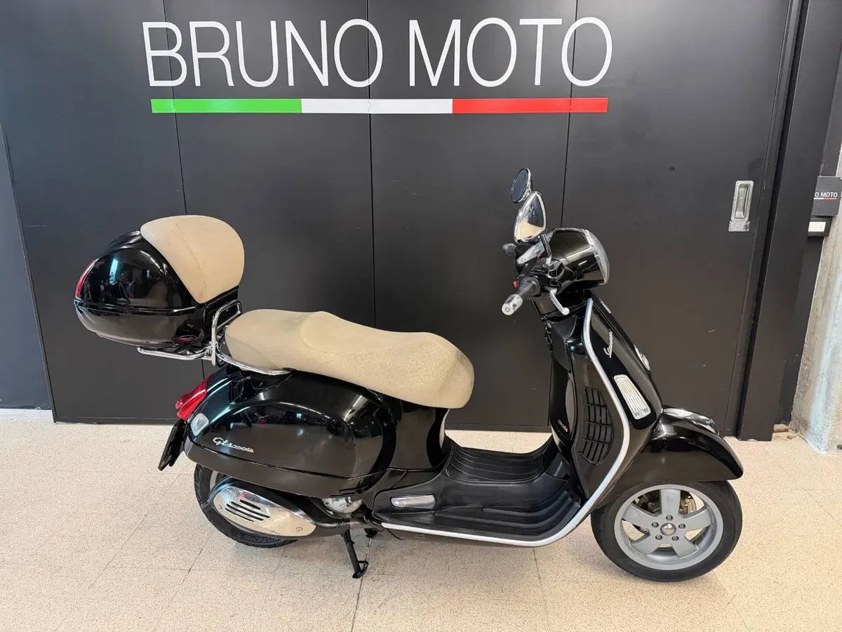 Vespa GTS 250 i.e.