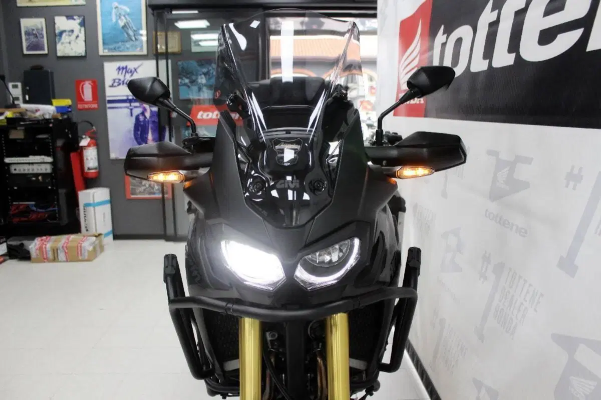 Honda Africa Twin CRF 1000L DCT ABS (2016 - 17) (4)