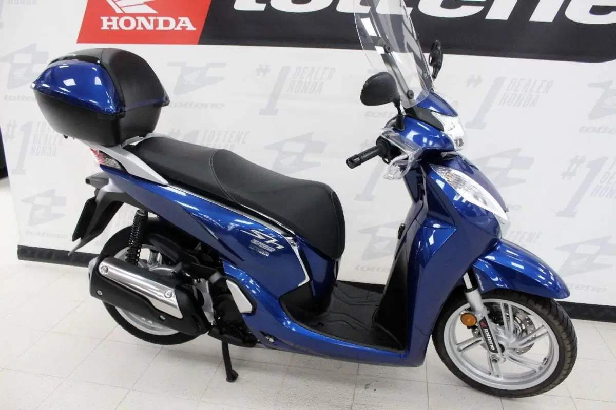 Honda SH 300 i ABS (2016 - 20) (3)