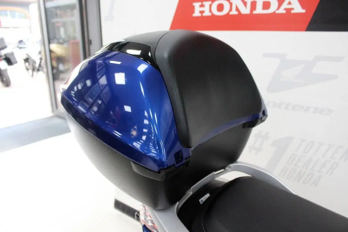 Honda SH 300 i ABS (2016 - 20) (5)