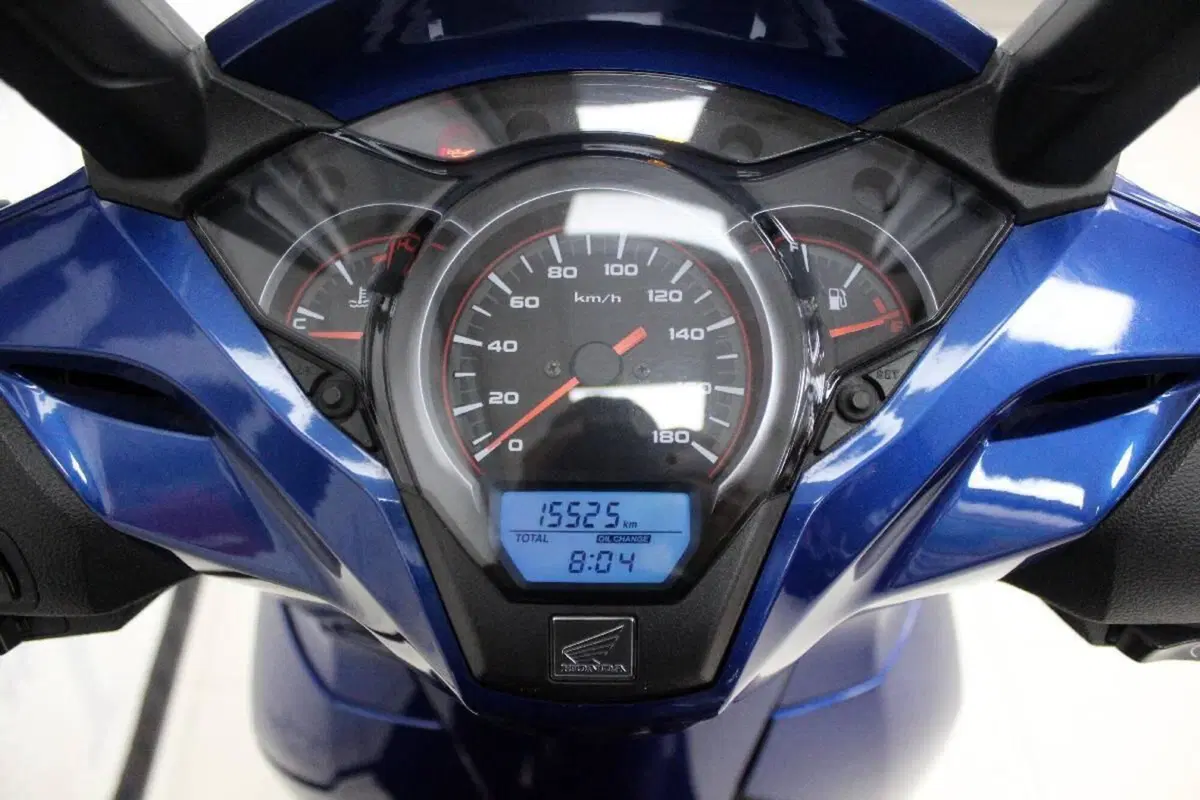 Honda SH 300 i ABS (2016 - 20) (6)