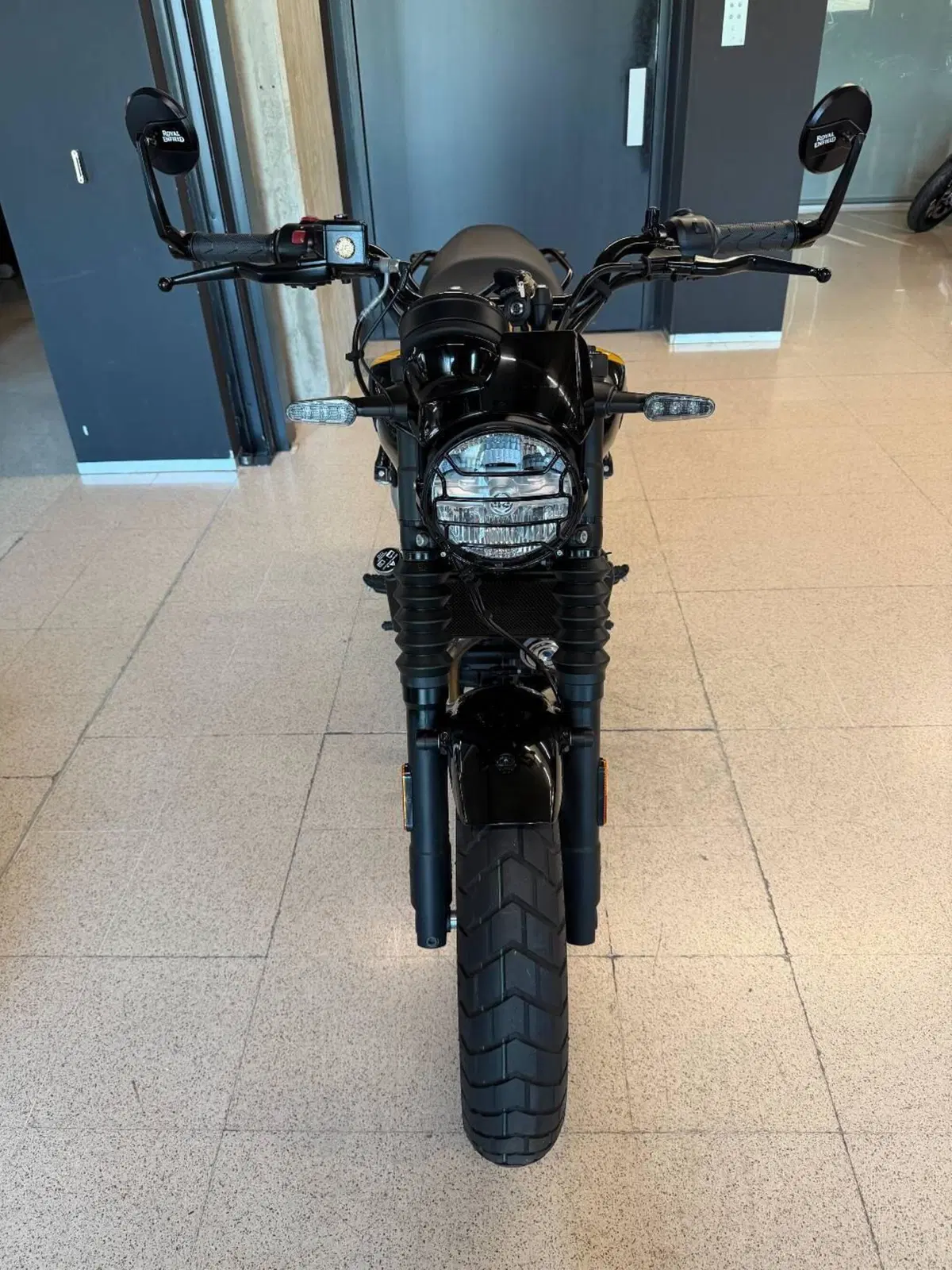 Royal Enfield Guerrilla 450 (2024 - 26) (3)