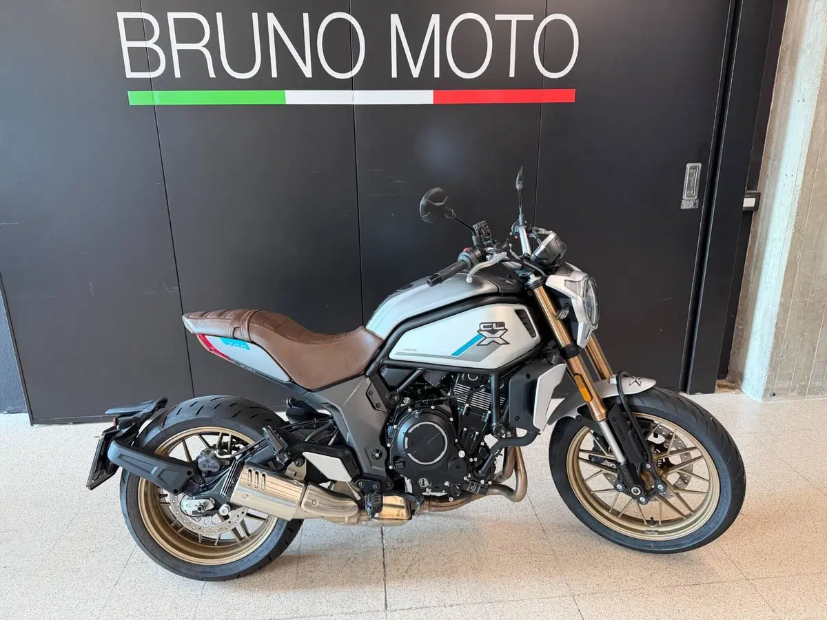 CFMOTO 700CL-X Heritage (2021 - 26)