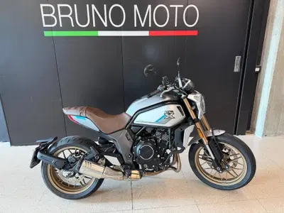 CFMOTO 700CL-X Heritage (2021 - 26) usata