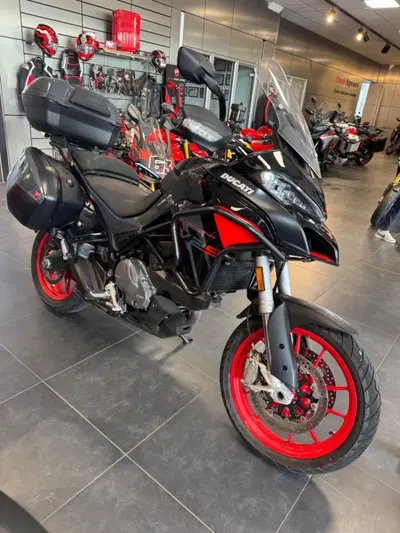 Ducati Multistrada V2 S (2022 - 24) usata