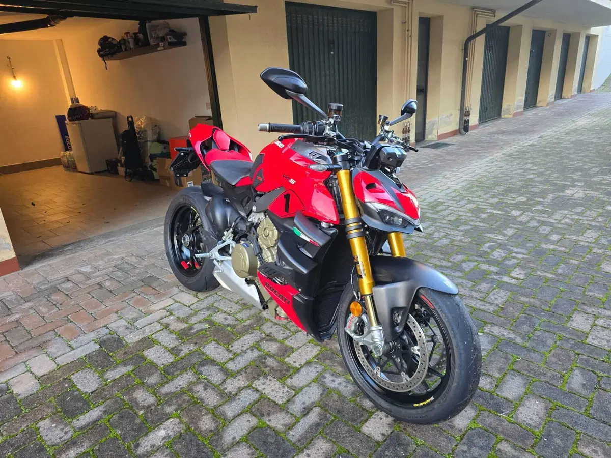 Ducati Streetfighter V4 1100 S (2020)