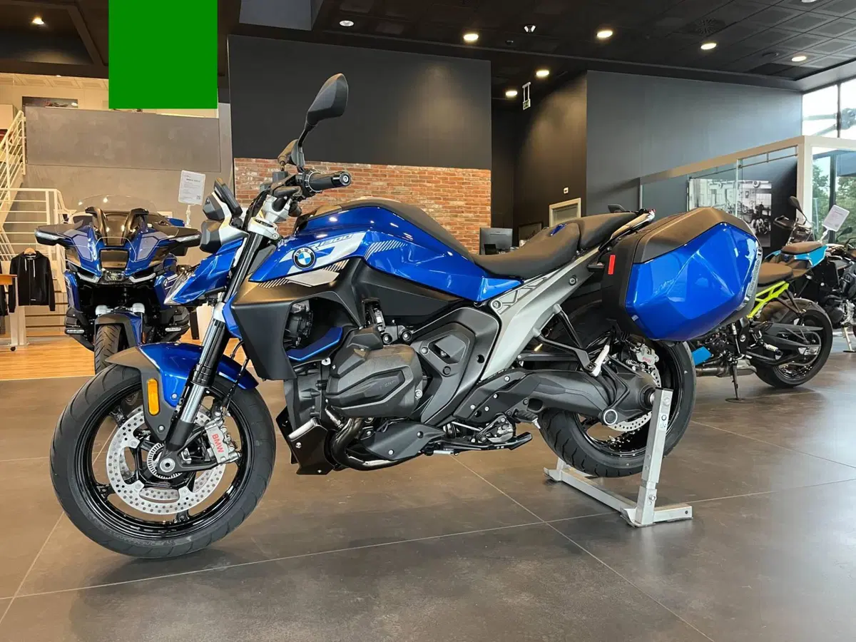 Bmw R 1300 R (2026 - 27) (3)