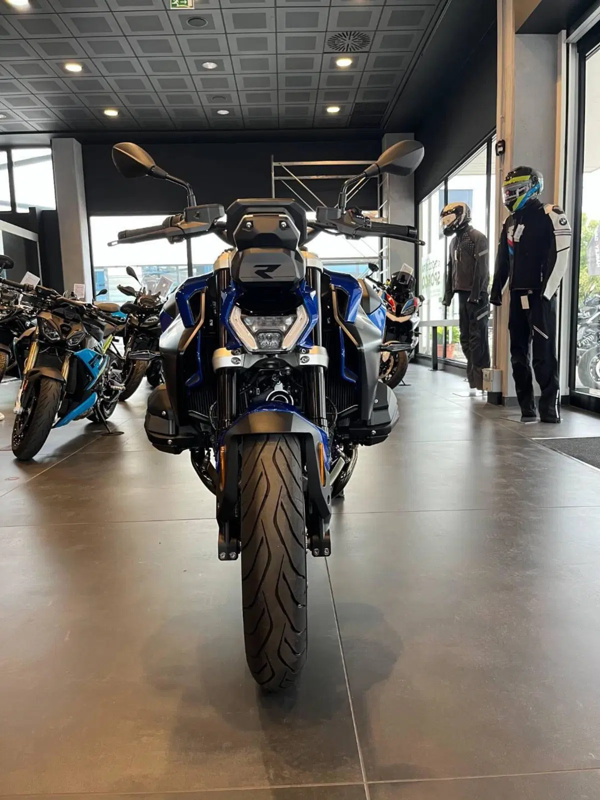 Bmw R 1300 R (2026 - 27) (7)