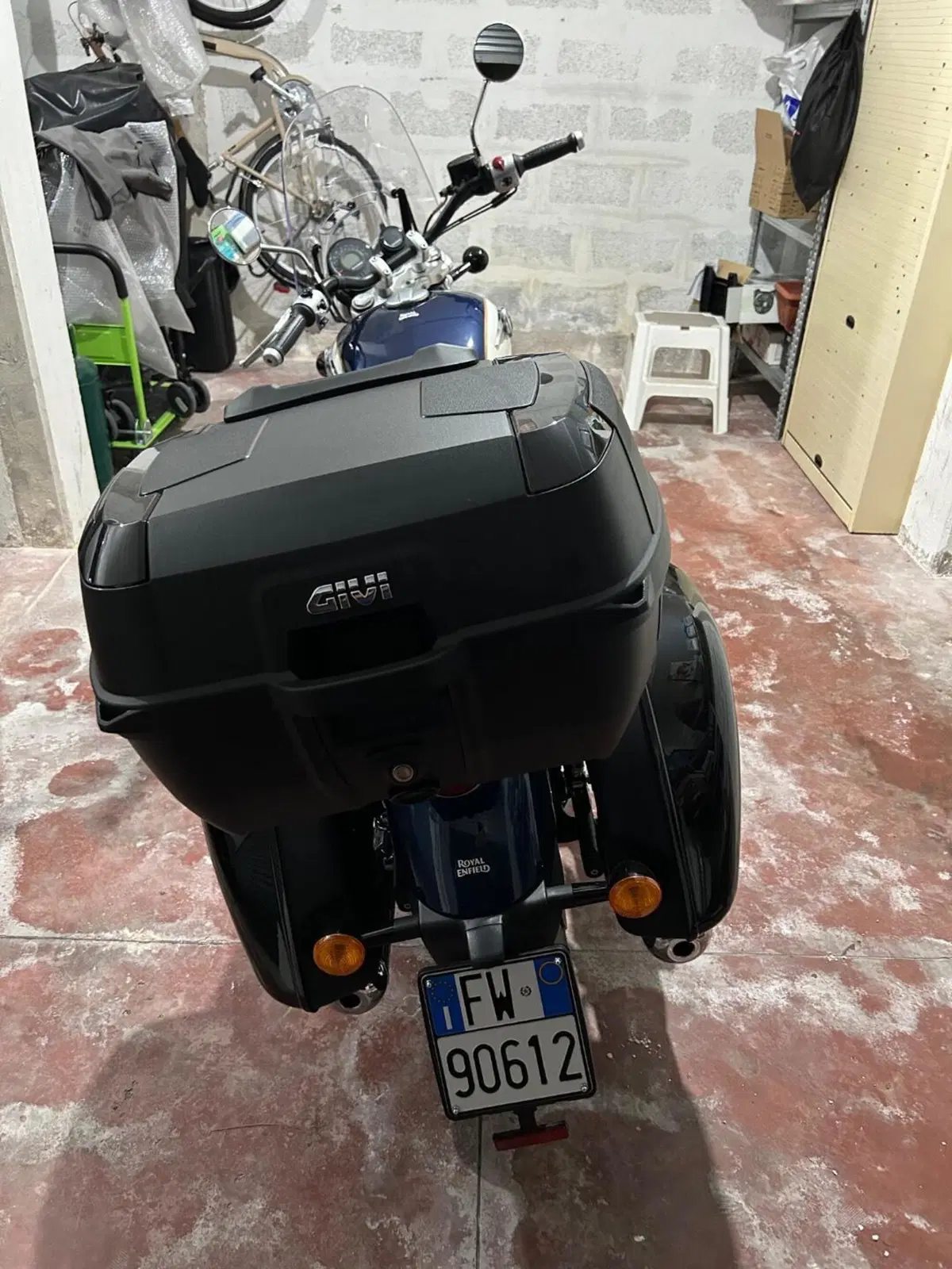 Royal Enfield Super Meteor 650 (2023 - 26) (3)