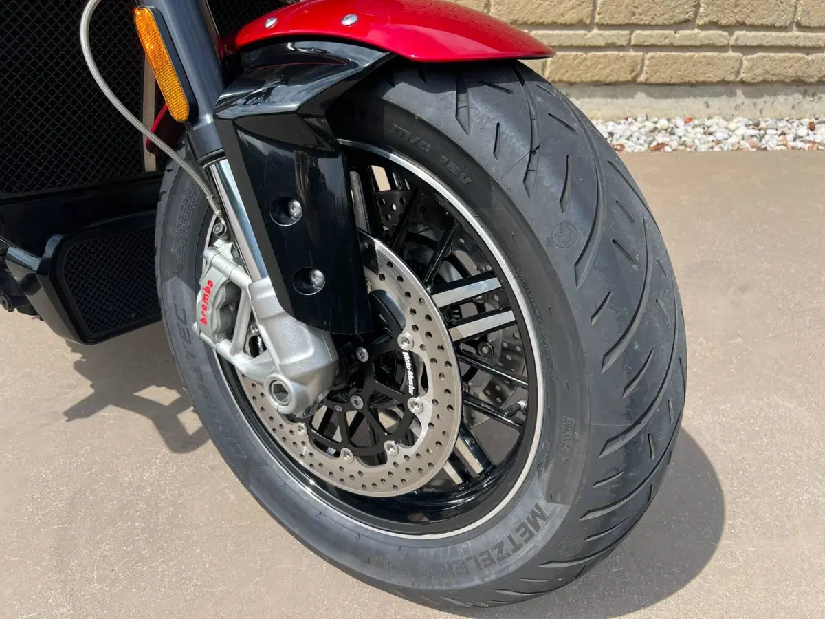 Triumph Rocket 3 GT 221 (2021 - 23) (7)