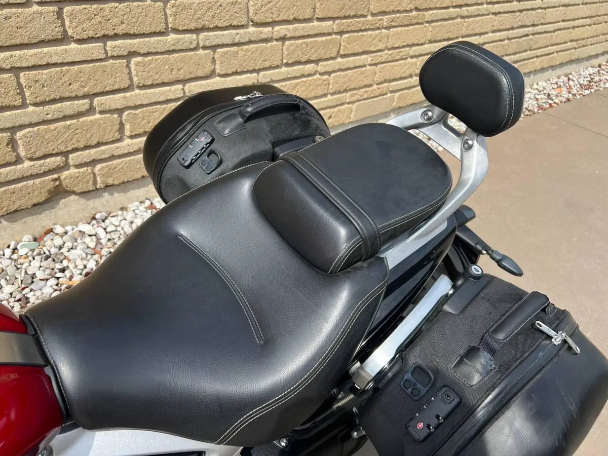 Triumph Rocket 3 GT 221 (2021 - 23) (16)