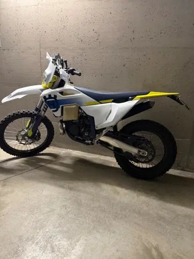 Husqvarna TE 250 (2024) usata