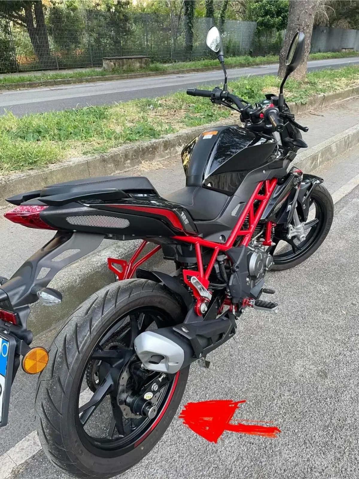 Benelli BN 125 (2021 - 25) (4)