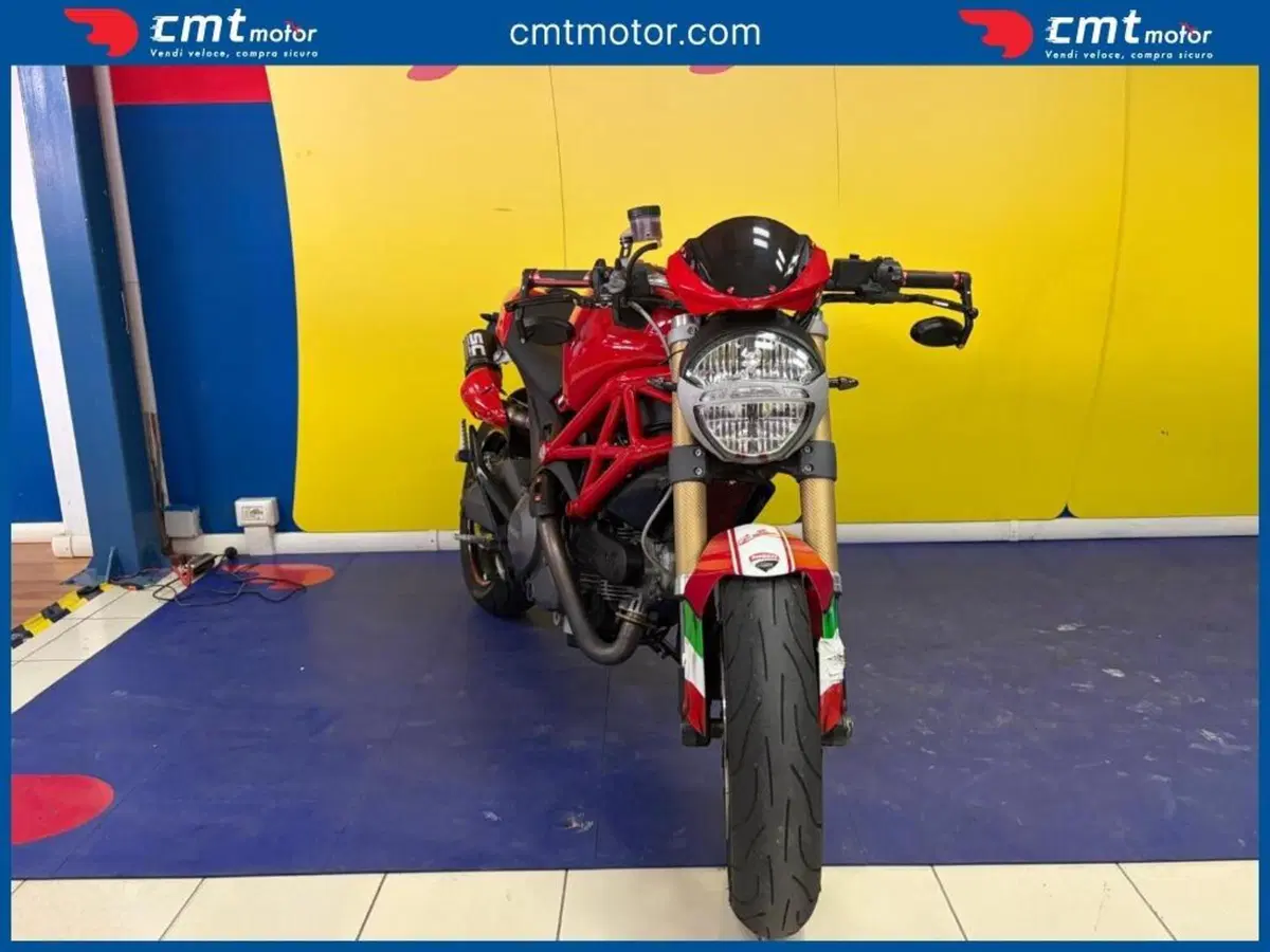 Ducati Monster 696 (2008 - 13) (2)