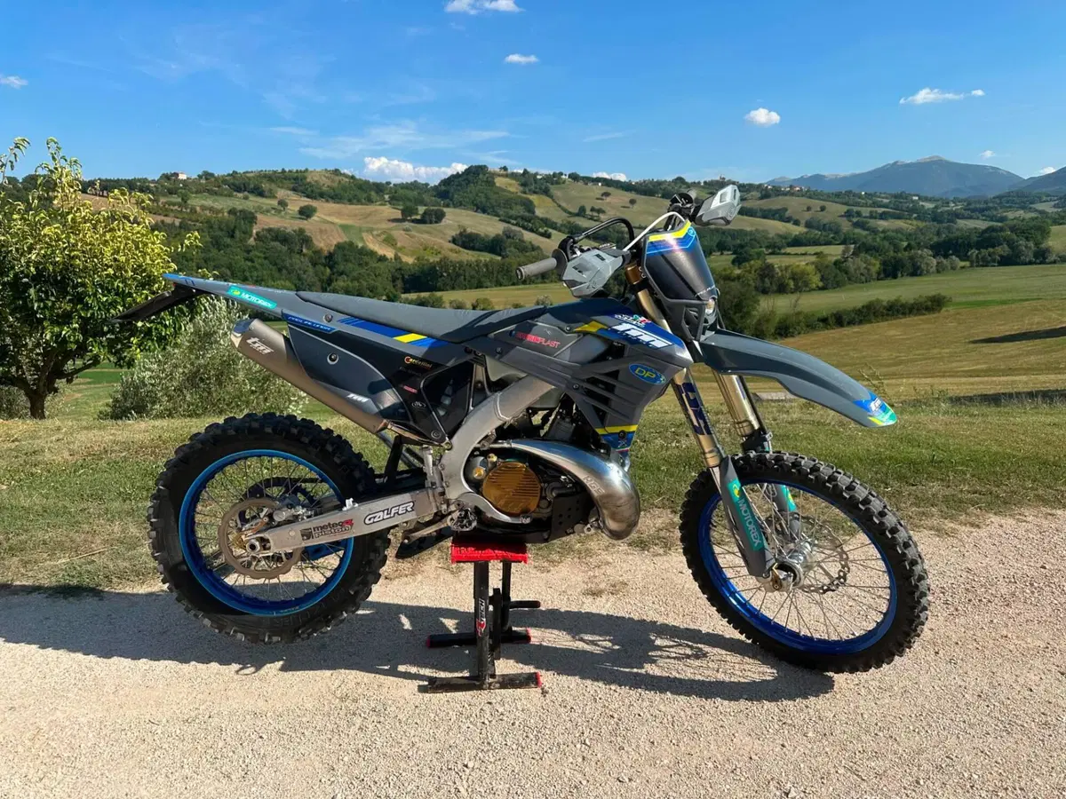 Tm Moto EN 250 ES Fi 2T TM Corse (2026)