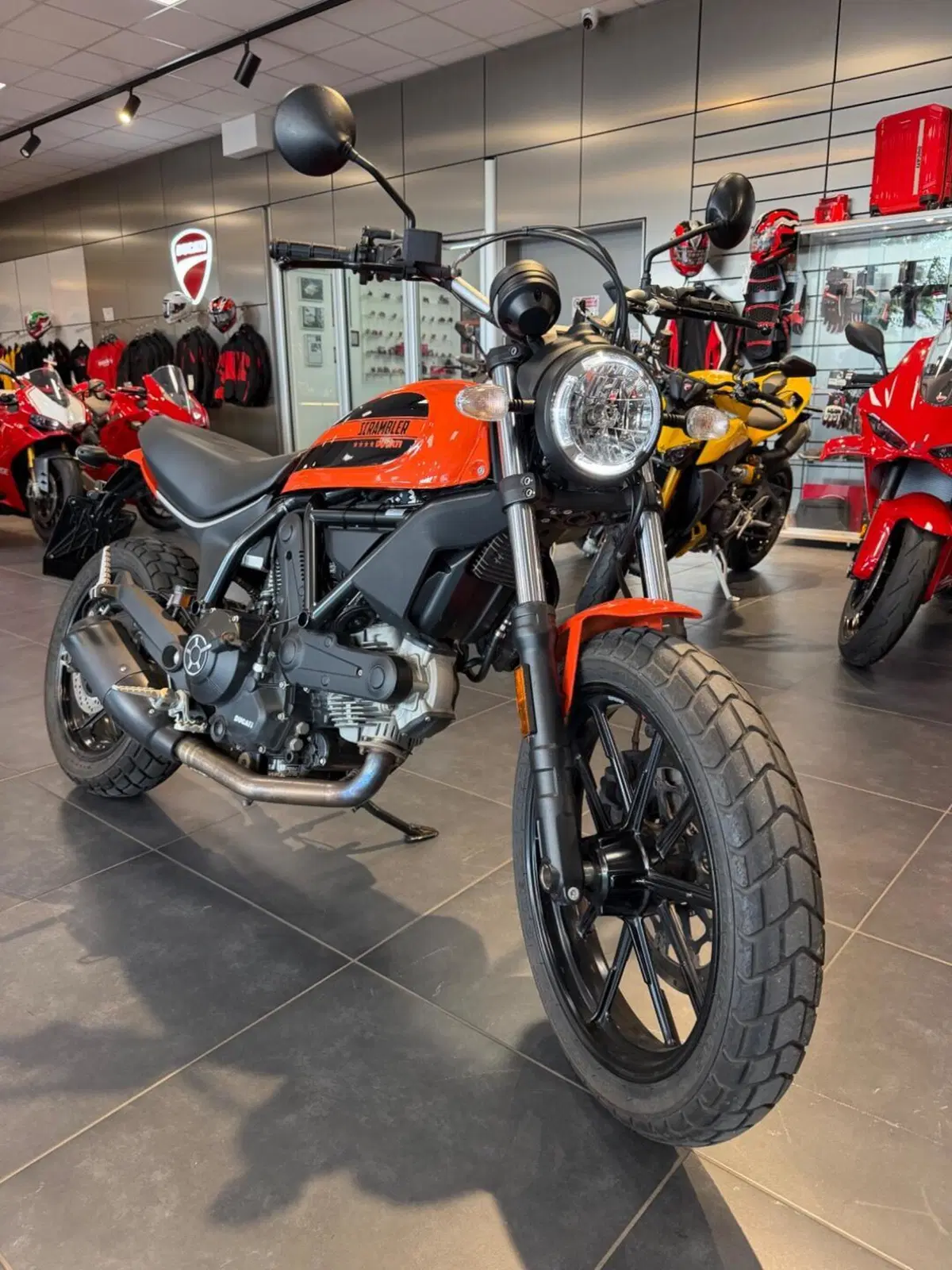 Ducati Scrambler 400 Sixty 2 (2016 - 21) (5)