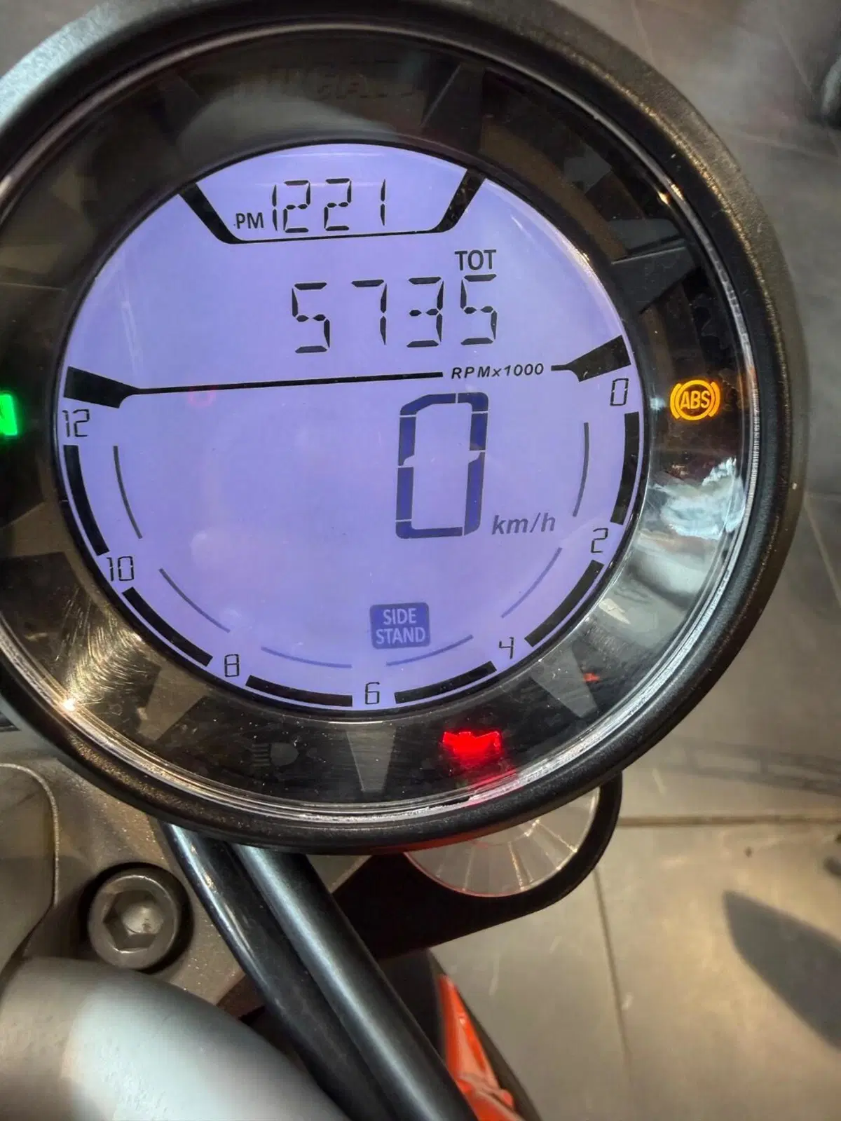 Ducati Scrambler 400 Sixty 2 (2016 - 21) (4)