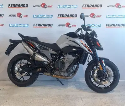 KTM 790 Duke L (2023 - 24) usata
