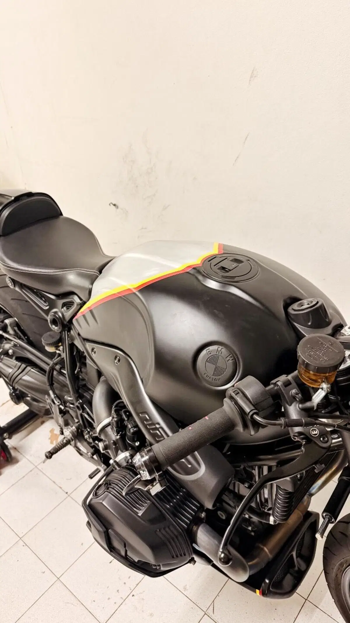 Bmw R nineT 1200 Racer (2017 - 20) (3)