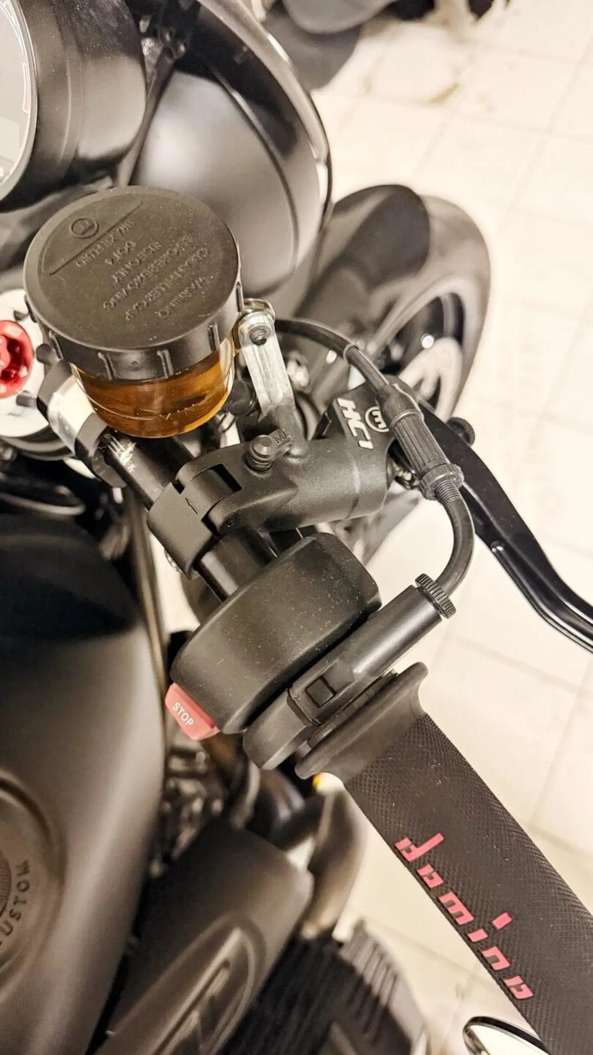 Bmw R nineT 1200 Racer (2017 - 20) (9)