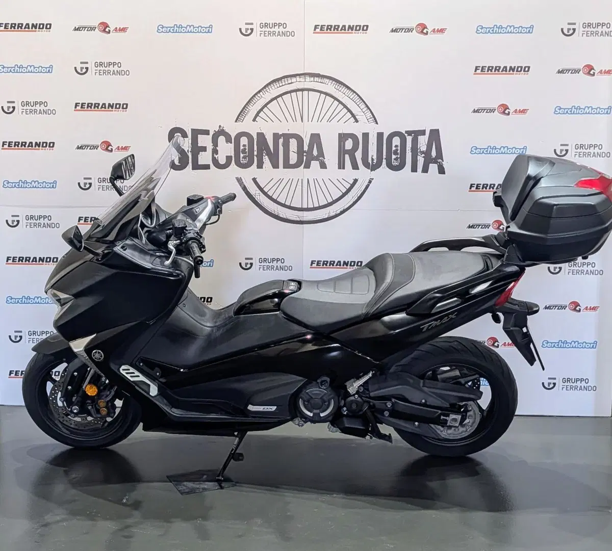 Yamaha T-Max 530 DX (2017 - 19) (5)