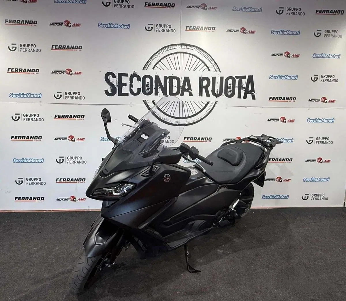 Yamaha T-Max 560 (2022 - 24) (3)