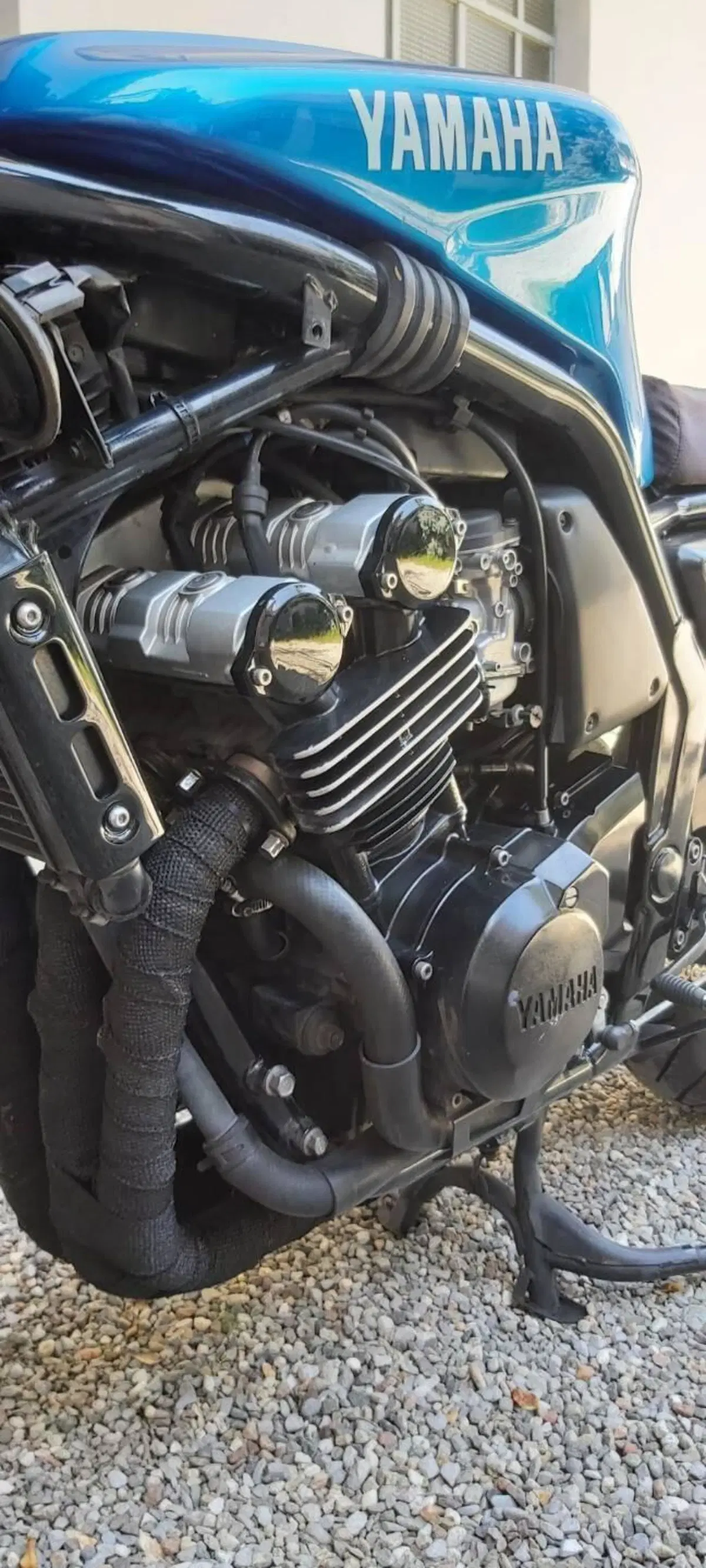 Yamaha FZS 600 Fazer (1998 - 01) (5)