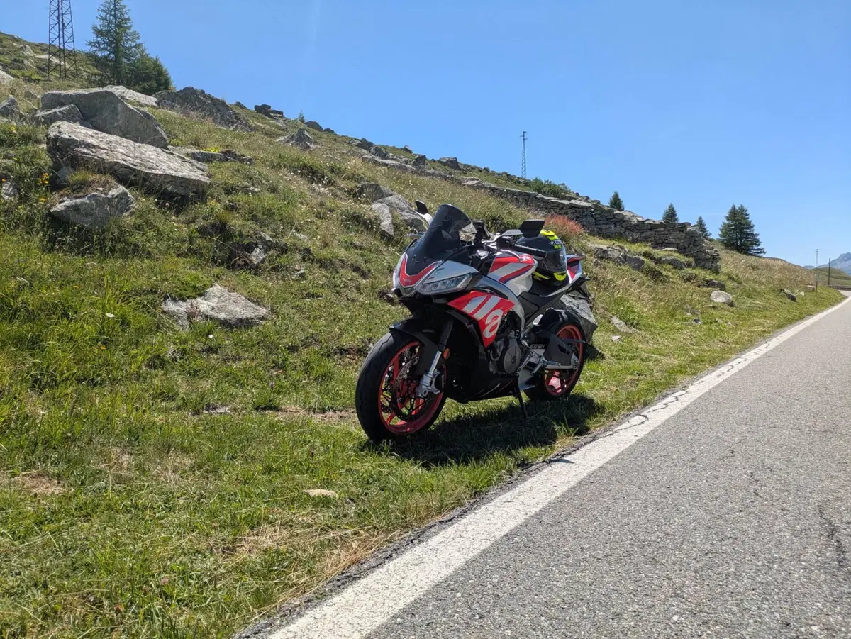Aprilia Tuono 660 Factory (2022 - 24) (6)