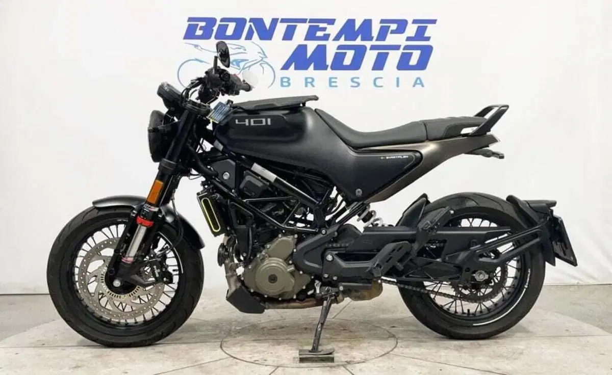 Husqvarna Svartpilen 401 (2021 - 23) (2)