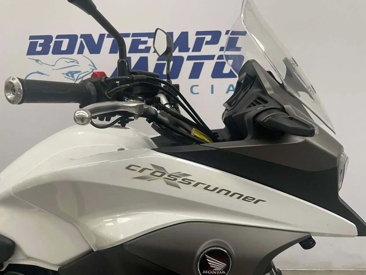 Honda Crossrunner ABS (2015 - 16) (3)