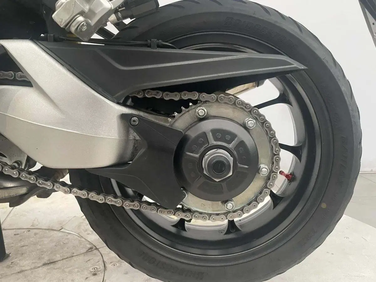 Honda Crossrunner ABS (2015 - 16) (16)