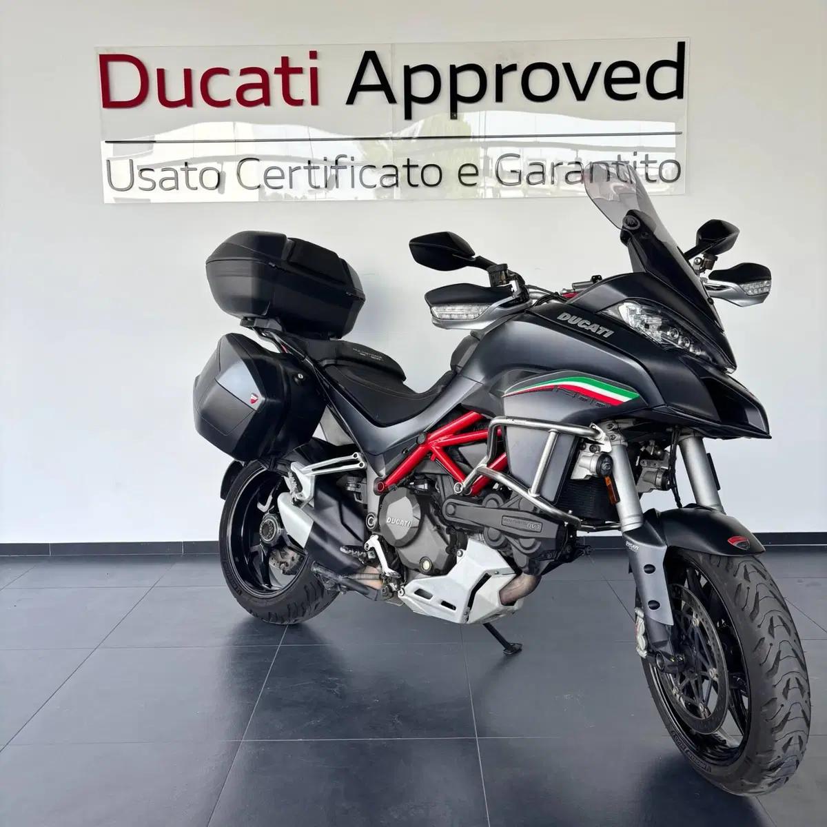 Ducati Multistrada 1200 S Touring D-air (2017) (2)