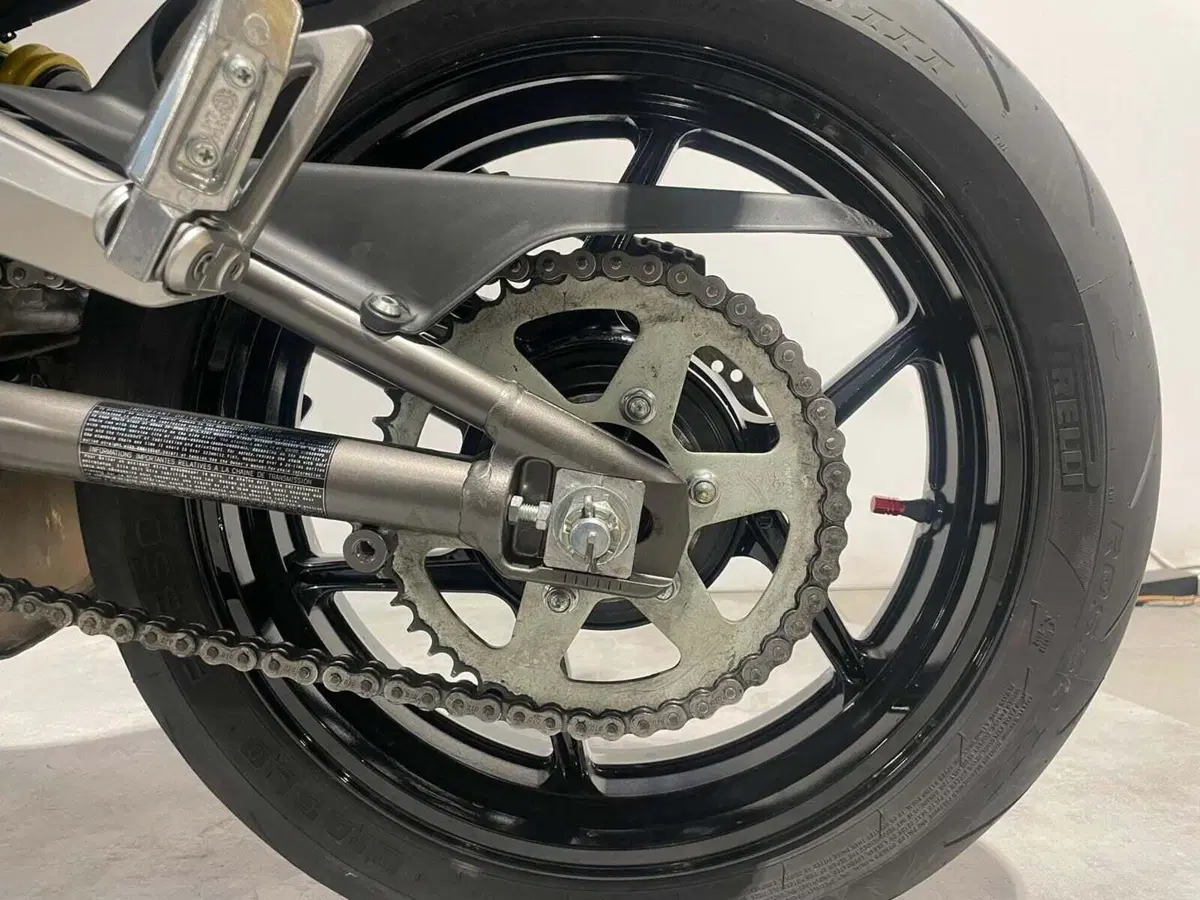 Kawasaki ER-6N (2012 - 13) (18)