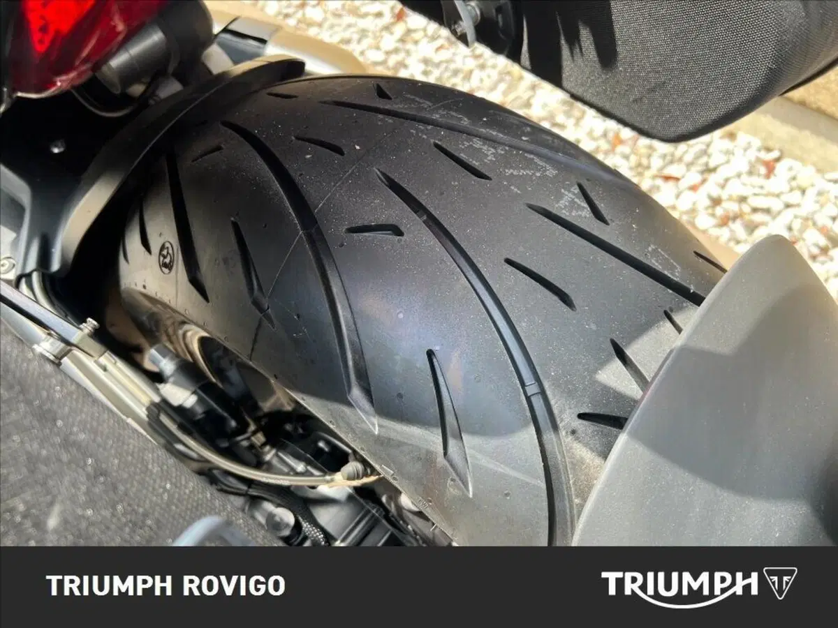 Triumph Rocket 3 GT 221 (2021 - 23) (11)