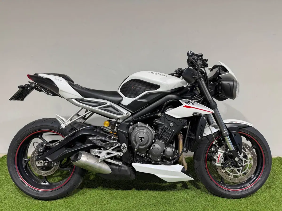 Triumph Street Triple RS (2017 - 19)