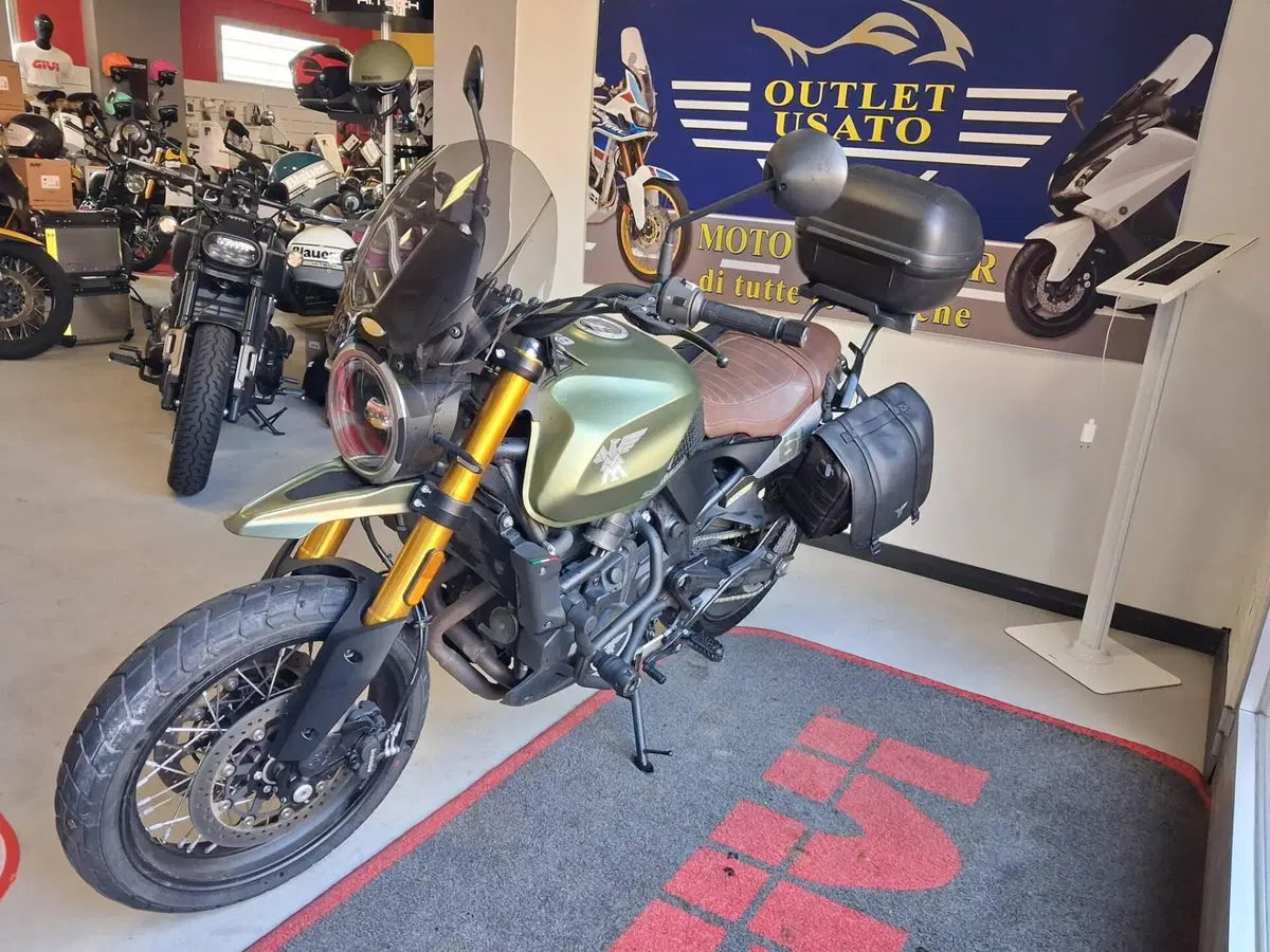 Moto Morini SEIEMMEZZO SCR (2022 - 26) (2)
